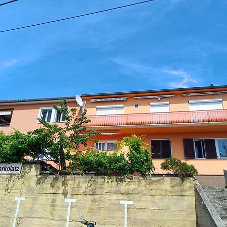 Apartments Mare Croatia Сень Экстерьер фото