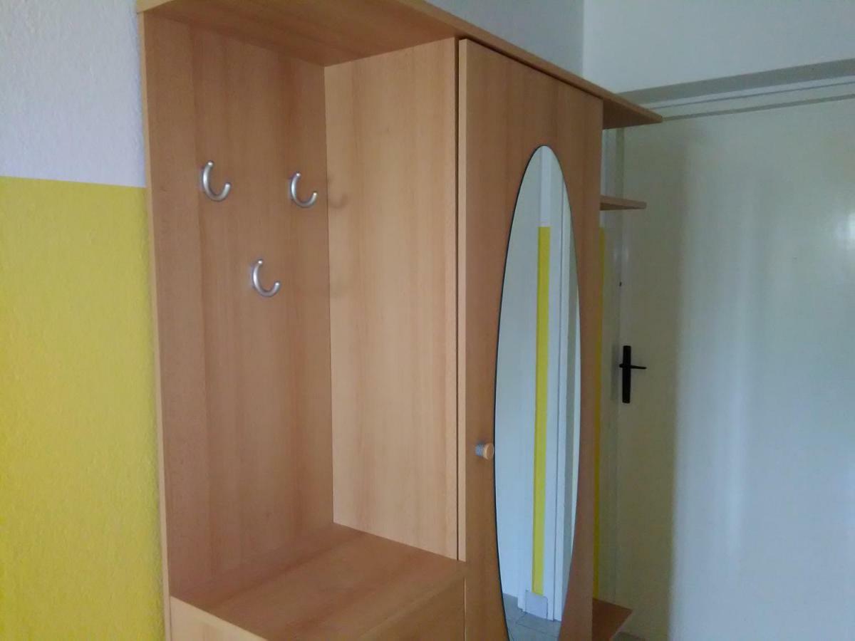 Apartments Mare Croatia Сень Экстерьер фото